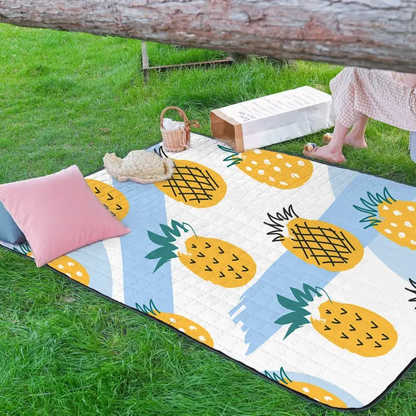 Pineapple Printed Portable Sand-Proof Beach Blanket: Family-Friendly Waterproof Picnic Mat