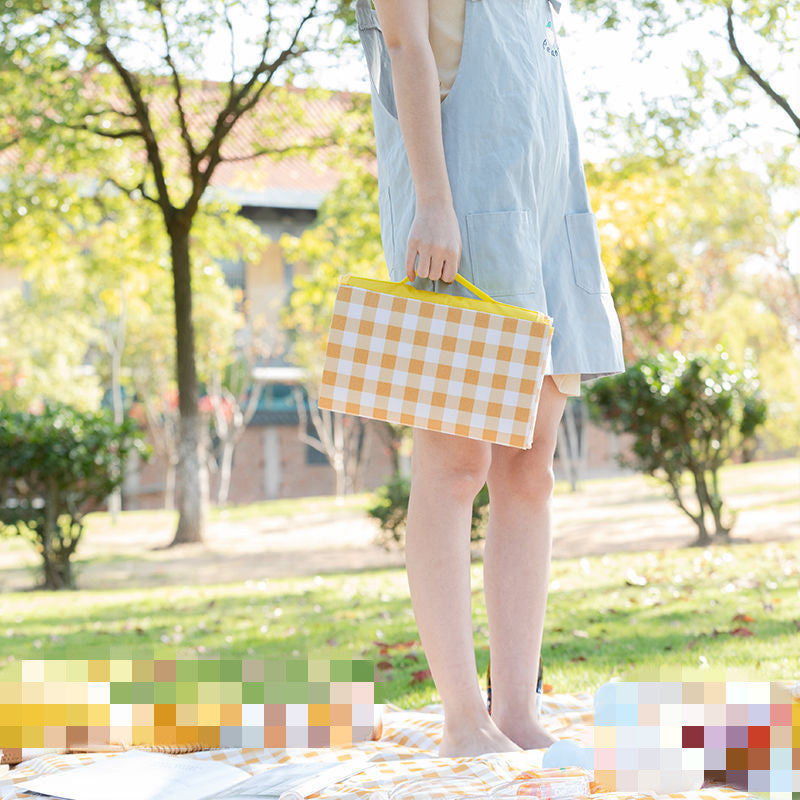 Weatherproof Picnic Blanket for Ultimate Outdoor Comfort-Yellow